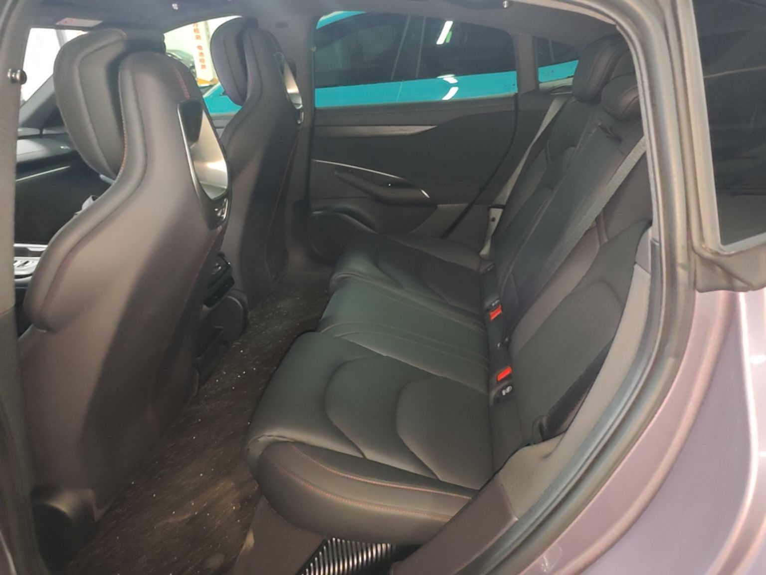 Xiaomi Auto SU7 2024 Rear-Drive Ultra-Long Range Advanced Pro-Level Intelligent Driving Version — снимка 20