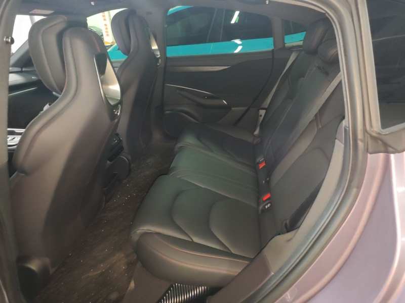 Used Xiaomi Auto SU7 2024 Rear-Drive Ultra-Long Range Advanced Pro-Level Intelligent Driving Version — 16