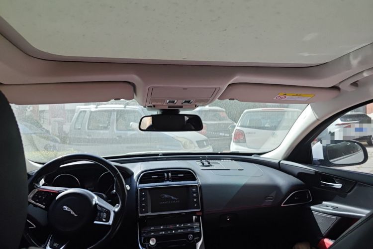 Used Jaguar XE 2015 2.0T 200 PS R-Sport