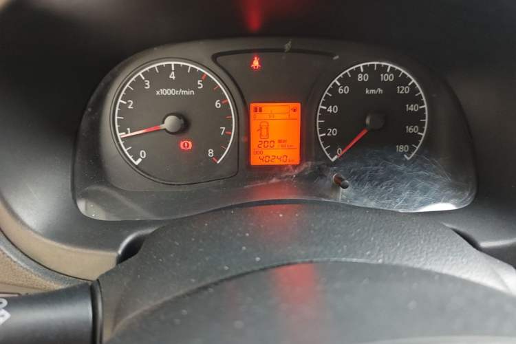 Used Venucia R30 2014 1.2L Manual Enjoyment Edition
