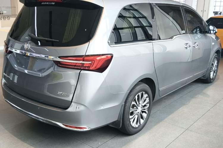 Used Buick GL8 2021 Land Cruiser Executive 652T Premium Model