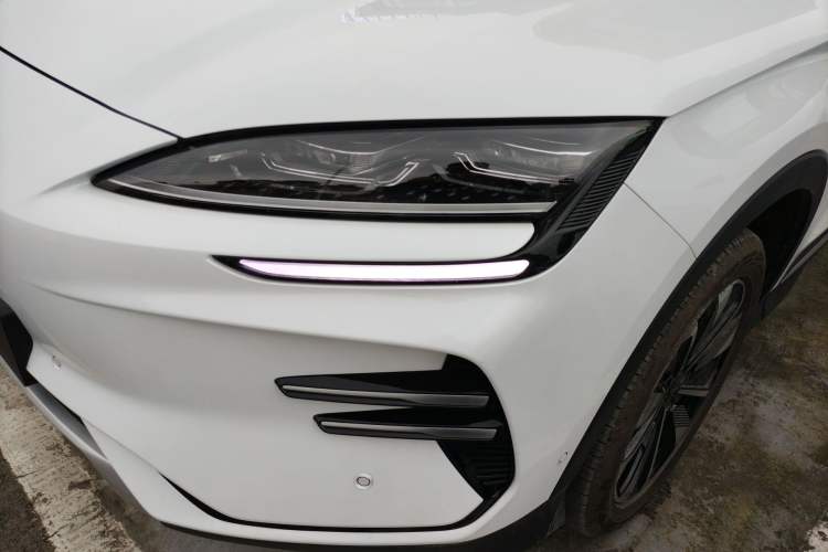 Used BYD Song PLUS New Energy 2025 EV Intelligent Driving Edition 520km Luxury Model Left Front Headlight