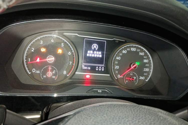 Used Volkswagen Passat 2020 Facelift 330TSI Elite Edition China VI Standard Instrument Cluster