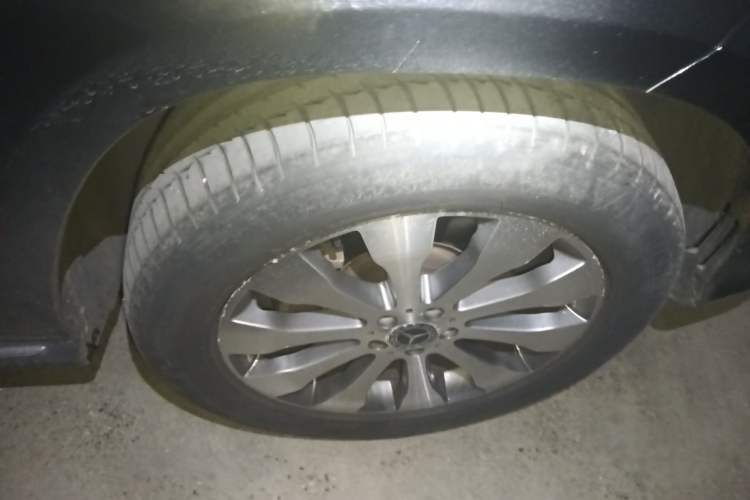 Used Mercedes-Benz GLS 2017 GLS 400 4MATIC Fashion Edition Right Front Wheel Hub