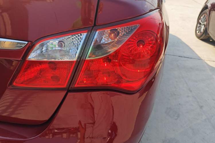 Used Hyundai Celesta 2015 1.6L Automatic Luxury Model
