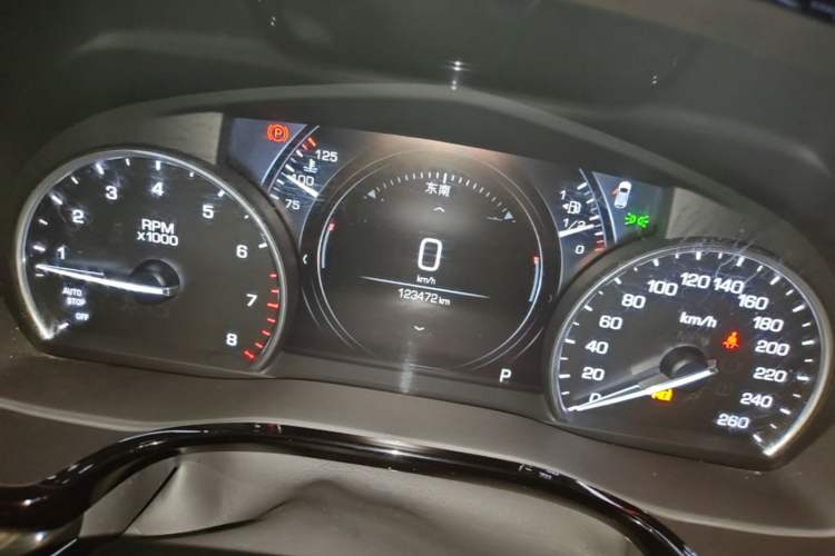 Used Cadillac XT5 2018 25T Luxury Model