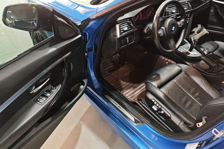 Used BMW 3 Series GT 2019 320i M Sport Night Edition
