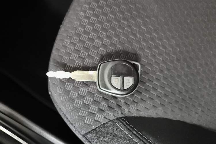 Used Suzuki Alivio 2015 1.6L Manual Comfort Model
