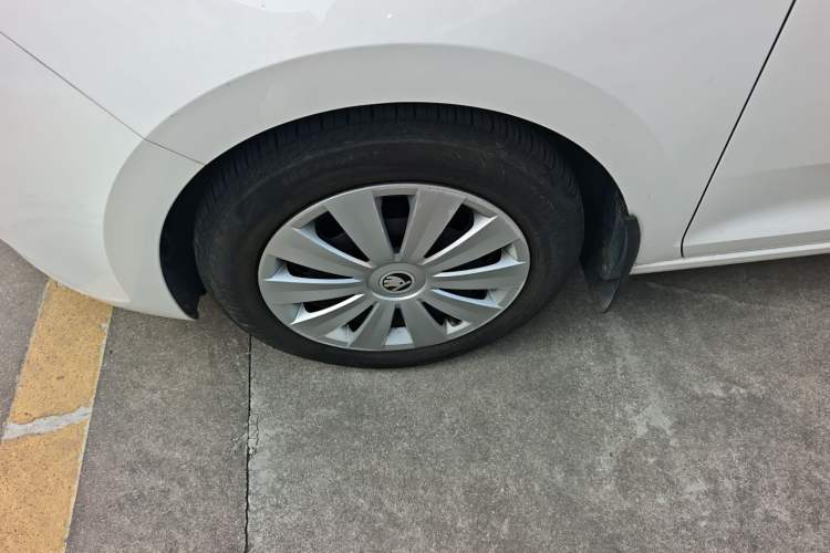 Used Skoda Rapid Spaceback 2019 1.5L Automatic Standard Edition