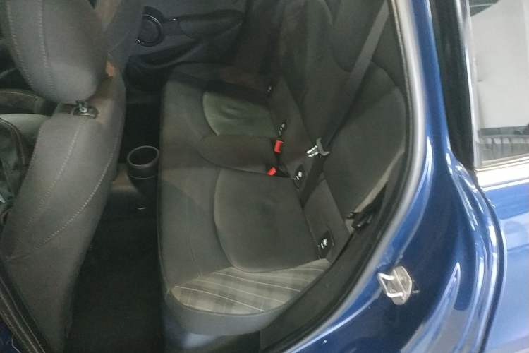 Used MINI MINI 2016 1.5T COOPER Five-Door Edition