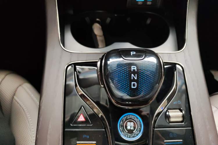 Used BYD Han 2025 EV Intelligent Driving Edition 701KM LiDAR Flagship Model
