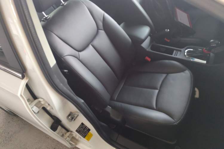 Used Roewe 360 2015 1.5L Automatic Luxury Edition