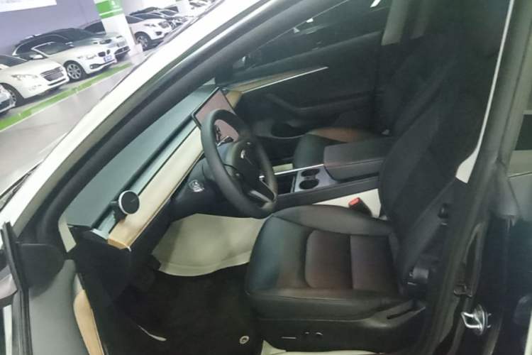 Used Tesla Model 3 2022 Rear-Wheel-Drive Version