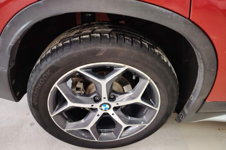 Used BMW X1 2018 sDrive18Li Luxury Model
