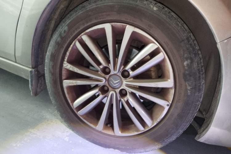 Used Citroen C4L 2014 1.8L Intelligent Drive Automatic Enjoyment Model Right Front Wheel Hub