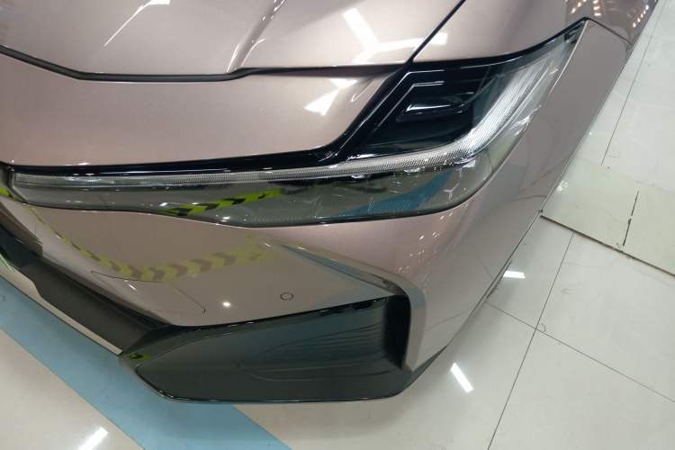 Used Toyota bZ3 2024 616 km Long-Range Premium