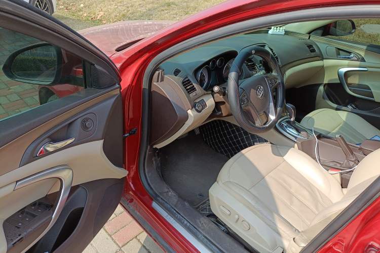 Used Buick Regal 2012 2.0L Luxury Edition