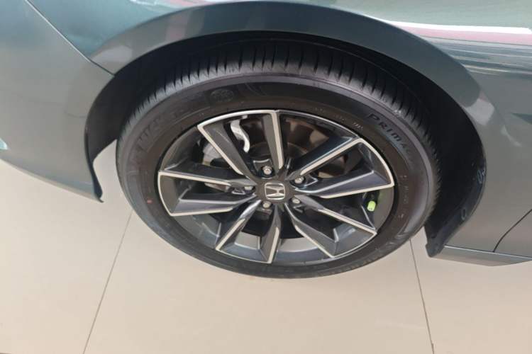 Used Honda Inspire 2022 260TURBO Elegant Edition Left Front Wheel Hub