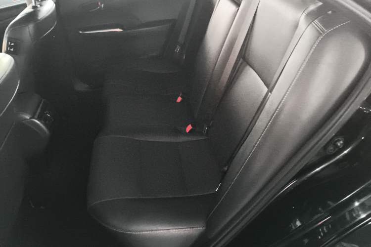 Used Toyota Camry 2016 2.0G 10th Anniversary Leading Edition Left Rear Seat