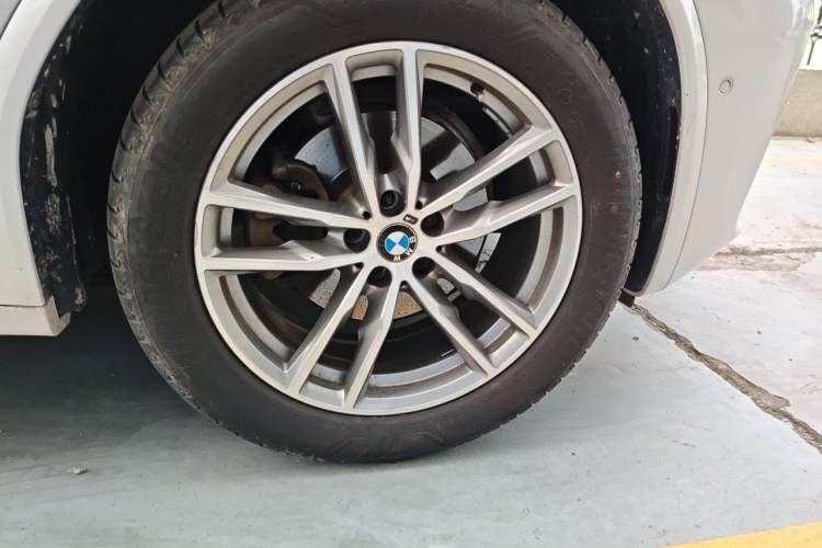Used BMW X3 2018 xDrive25i M Sport Package China V Right Front Wheel Hub