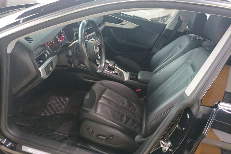 Used Audi A5 2019 Sportback 40 TFSI Fashion Model