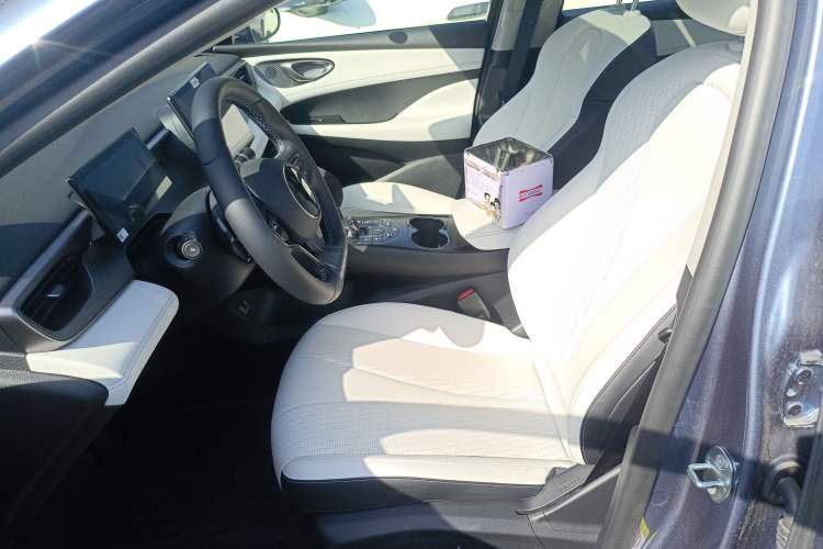 Used BYD Seal 05 DM-i 2025 DM-i Intelligent Drive 120KM Flagship Model
