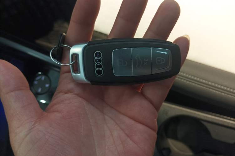 Used Audi A3 2024 A3L Limousine 35 TFSI Fashion Sport Model Vehicle Key