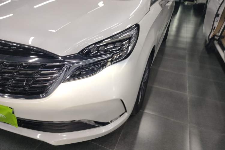 Used Buick GL8 2020 ES Land Cruiser 653T Comfort Edition