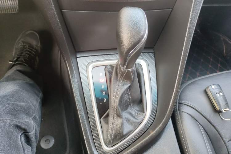 Used Buick Excelle GX 2019 18T Automatic Connected Elite Model China V Standard
