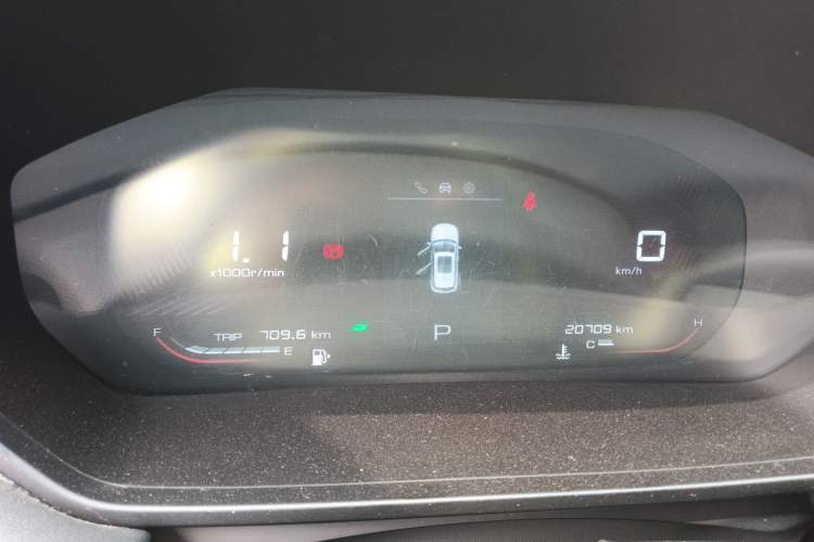 Used Wuling Alvez 2022 1.5T CVT Trendy & Cool Edition
