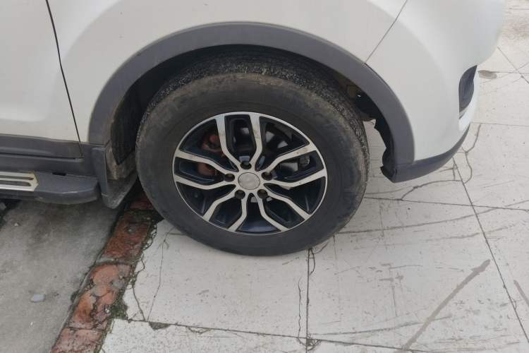 Used Lifan Auto Myway 2016 1.5L Automatic Smart Enjoyment Model Right Front Wheel Hub