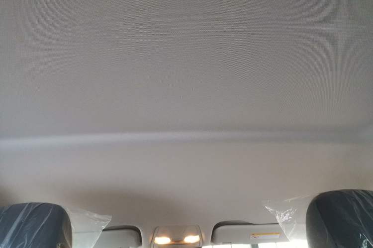 Used Hongqi E-QM5 2022 431 km Charge & Enjoy Edition