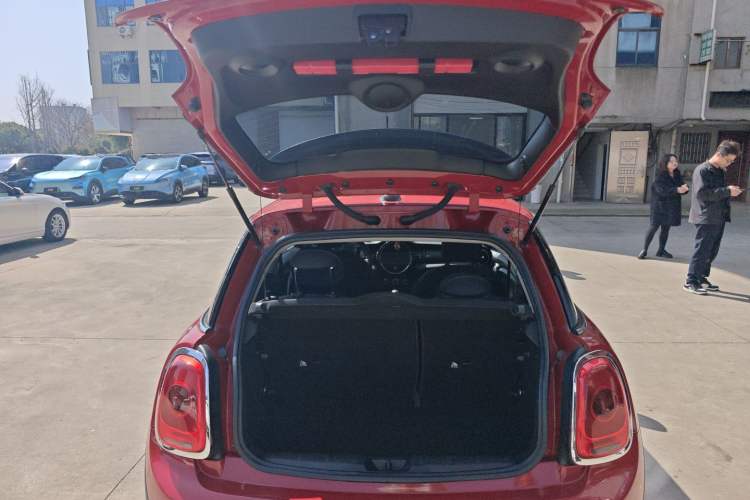 Used MINI 2014 1.2T ONE