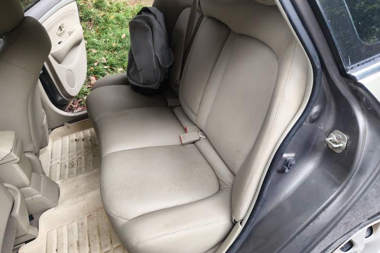 Used Nissan Sylphy 2012 Classic 1.6XE Manual Comfort Edition Left Rear Seat