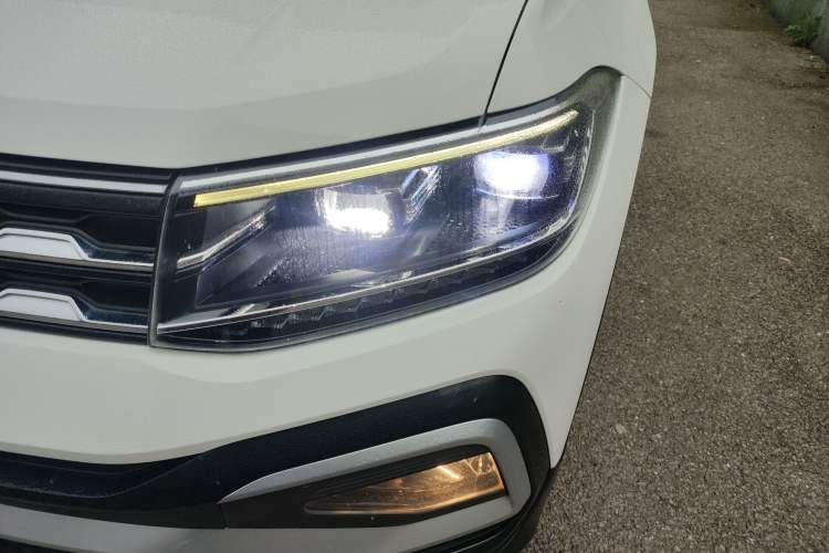 Used Volkswagen T-Cross 2021 1.5L Automatic Comfort Edition Left Front Headlight