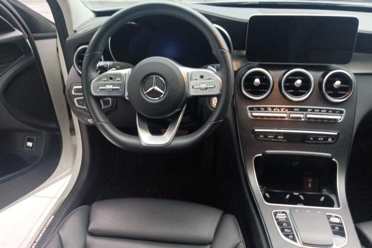 Used Mercedes-Benz C-Class 2020 Restyled C 260 L Sport Edition Steering Wheel