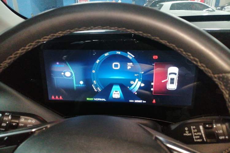 Used Dongfeng Aeolus Huge 2022 Mach Dual-Motor 1.5T MHD Dare-to-Dream Edition