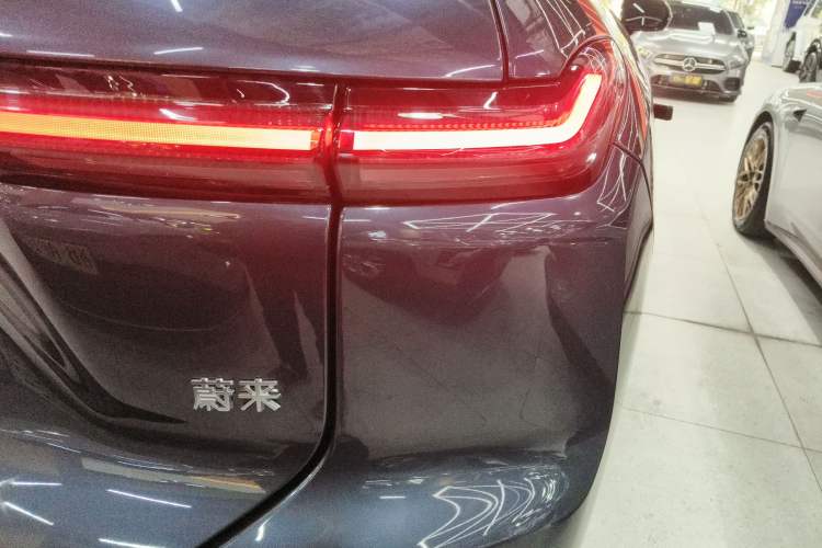 Used Nio ES7 2024 75 kWh Right Rear Taillight