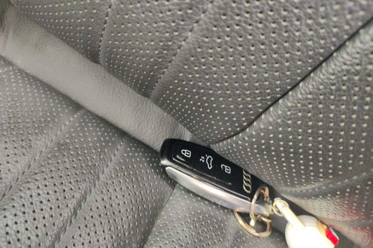 Used Audi A6L 2021 45 TFSI Prestige Elegant Edition Vehicle Key