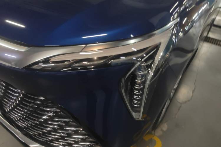 Used Buick Century 2023 2.0T Six-Seater Yinshi Edition