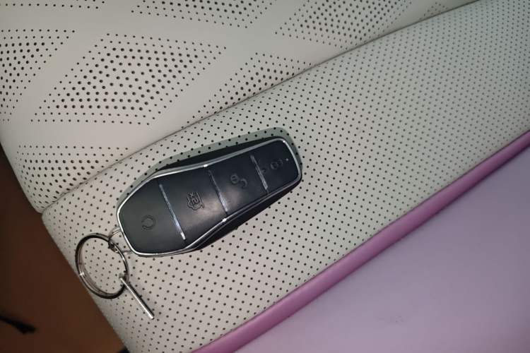 Used BYD Dolphin 2023 420 km Fashion Edition
