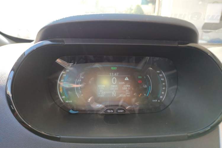 Used Chery Little Ant 2022 Restyled Version Sweet Pink Edition Low-Sugar Version Lithium Iron Phosphate Battery 30.7 kWh 30 kW 301 km