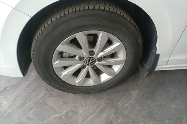 Used Volkswagen Bora 2020 1.5L Automatic Fashion Edition Left Front Wheel Hub