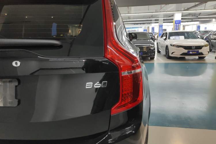 Used Volvo XC90 2023 B6 Zhiyi Luxury Edition 7-Seater