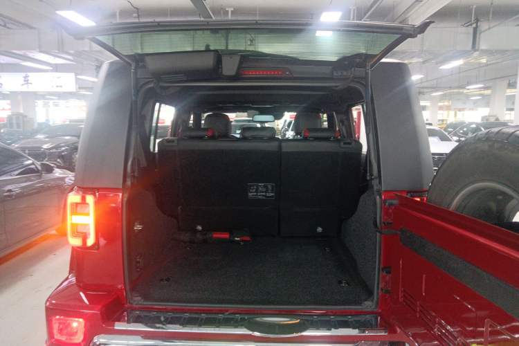 Used BAIC Off-Road BJ40 2018 PLUS 2.3T Automatic Four-Wheel Drive Flagship Version China V Emission Standard Trunk