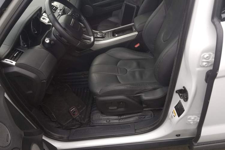 Used Land Rover Range Evoque 2015 2.0T Five-Door Zhiyao Edition
