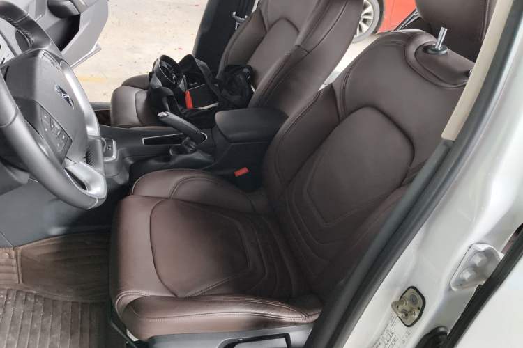 Used DS 5LS 2015 1.6T Style Edition THP160 Left Front Seat