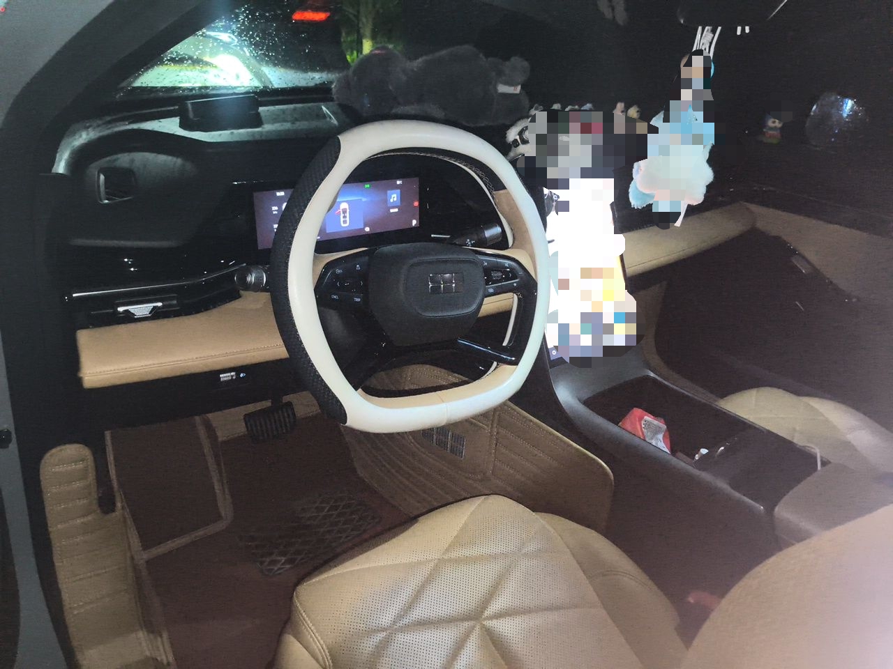 Geely Galaxy L6 2024 125km PLUS Dragon Edition — снимка 9