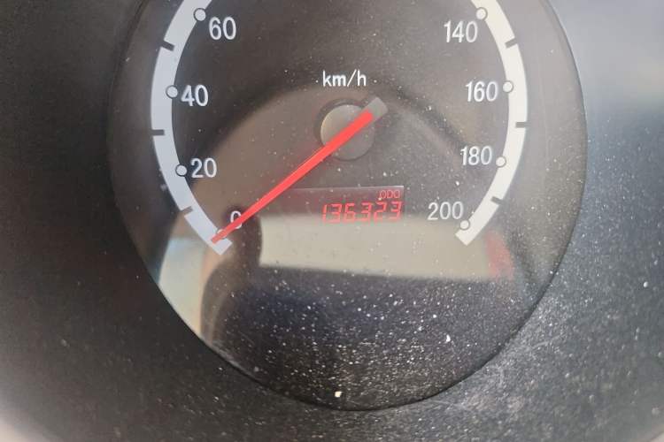 Used CHANGAN CX20 2011 1.3L Manual Sport Edition Odometer Close Up