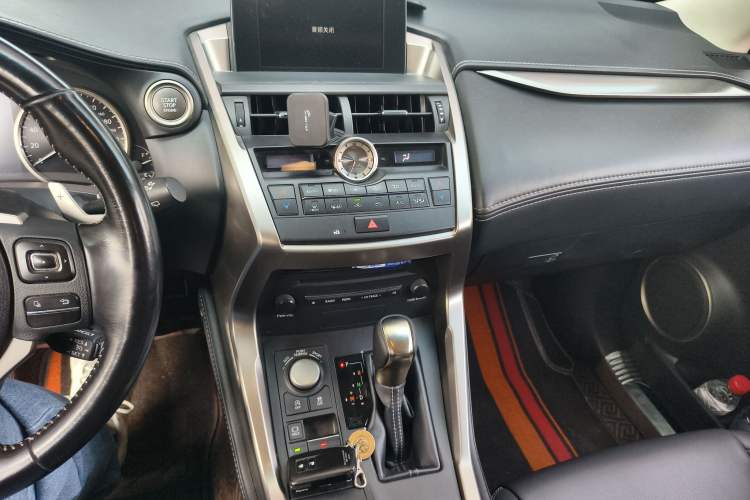 Used Lexus NX 2015 200T All-Wheel-Drive Fēngshàng Edition
